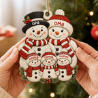 Personalisierter Holz-Weihnachtsanhänger mit Namen – Schneemannfamilie