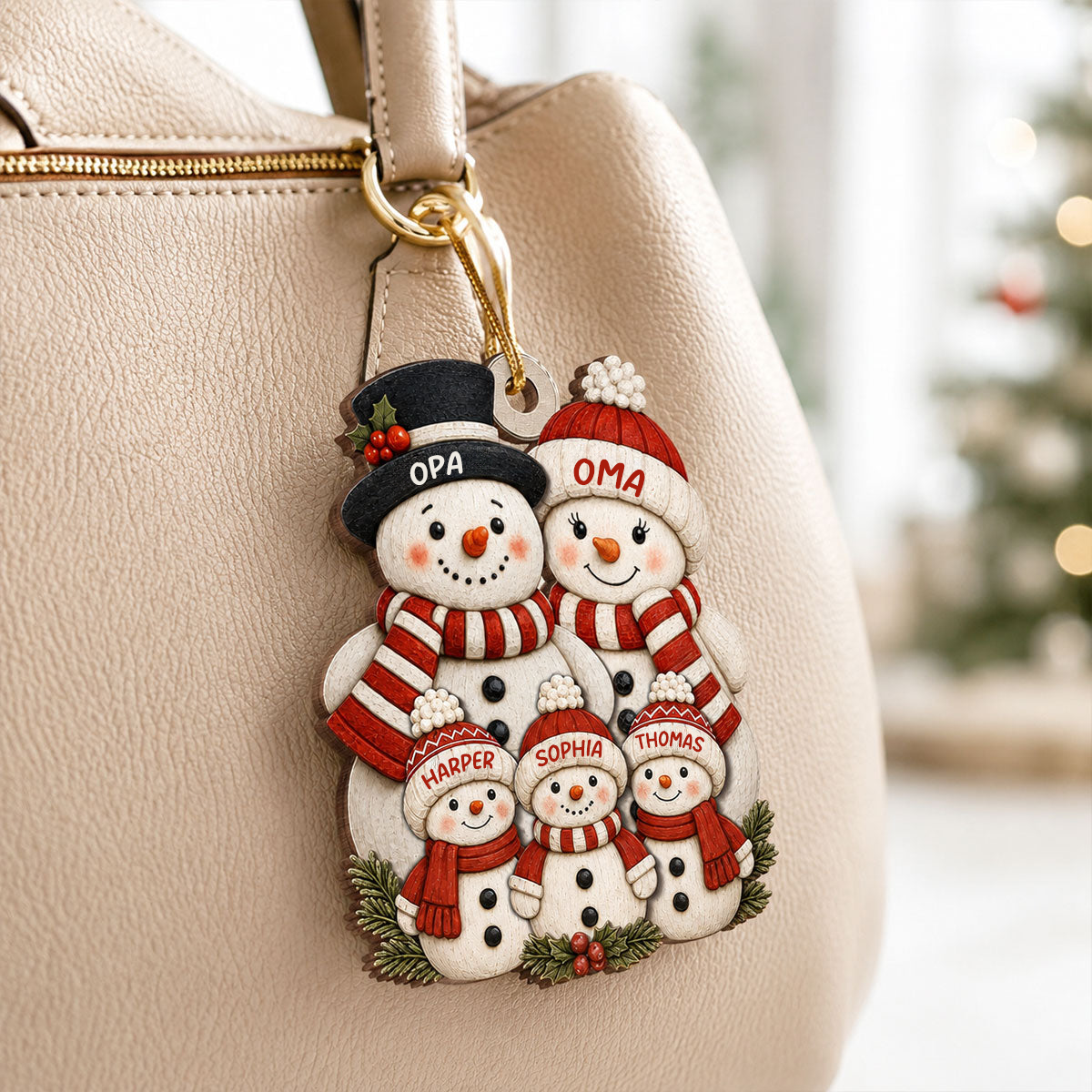 Personalisierter Holz-Weihnachtsanhänger mit Namen – Schneemannfamilie