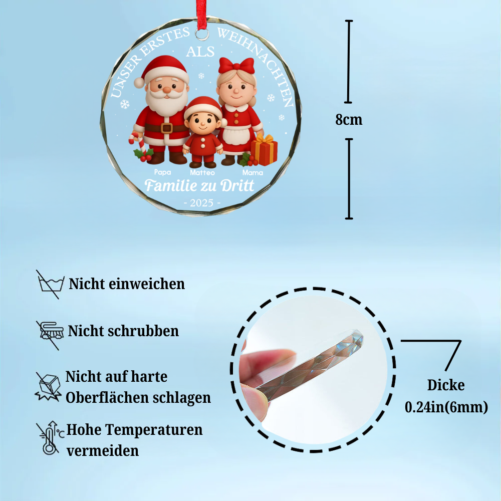 Personalisierter Glas-Ornament „Unser erstes Weihnachten als Familie zu dritt“  Christbaumschmuck