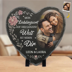 Mein Lieblingsort-Personalisierte Schieferplatte mit Foto für Paare – Herzform mit Stand