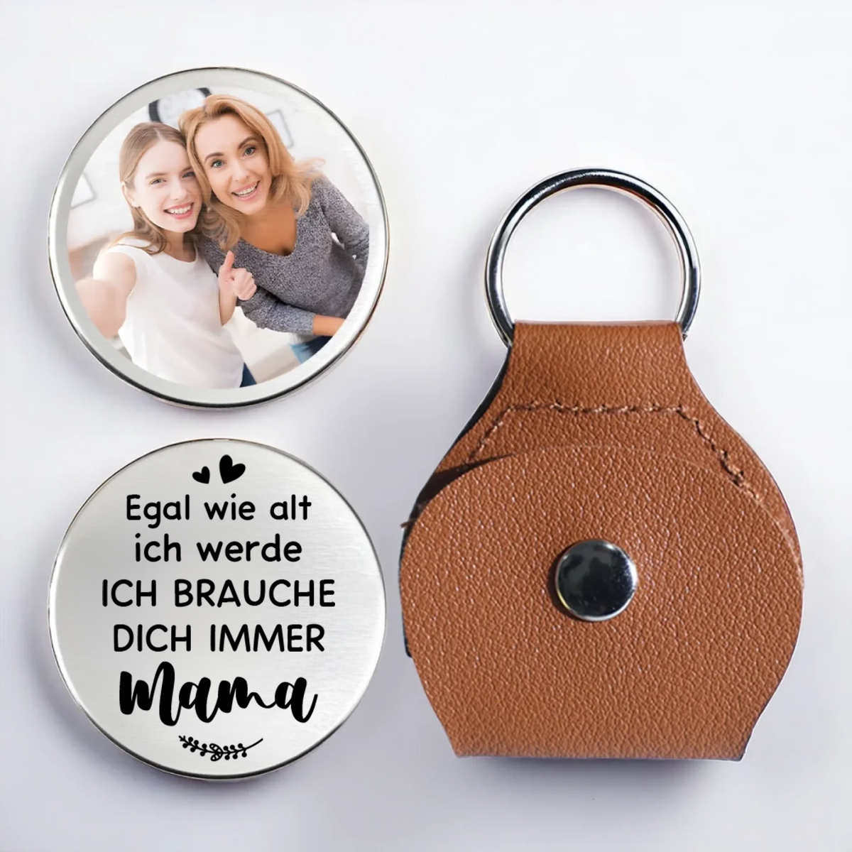 Mutter und Tochter-Taschenumarmung mit Foto