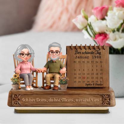 Paar und Kalender - Personalisierter Holzaufsteller mit Spruch und Figuren Jahrestagsgeschenk