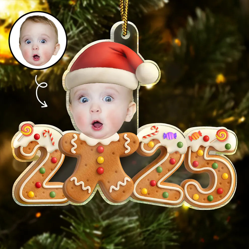 Personalisierter Acrylanhänger – „Baby 2025“ – Lustiges Lebkuchen-Design mit Foto
