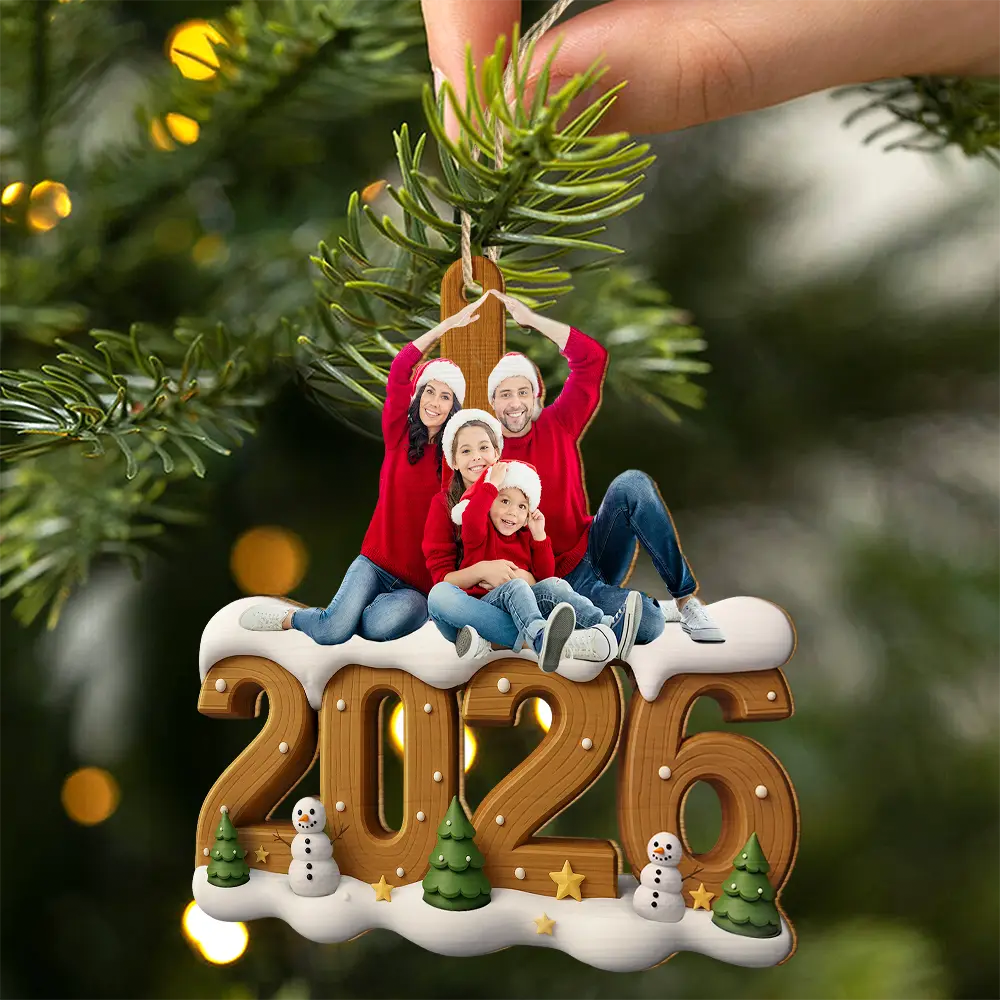 Personalisierter Holz-Weihnachtsanhänger mit Foto & Jahr