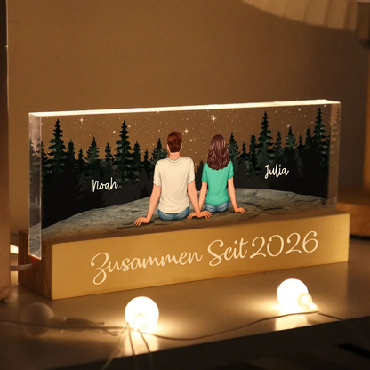 Personalisierte LED-Nachtlicht mit Paar auf dem Berggipfel