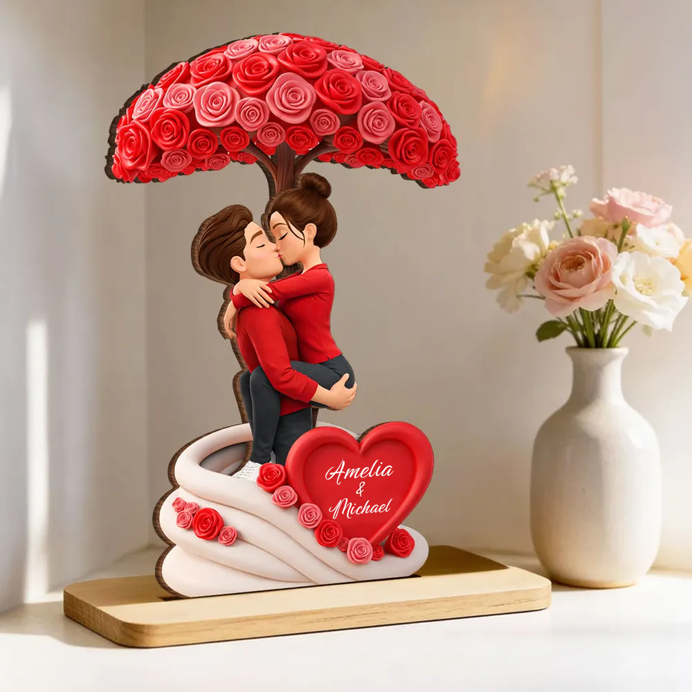 Paar und Rosen-Regenschirm Personalisierter Holzaufsteller mit Figuren und Namen