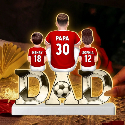 Papa's Dream Team – Personalisierte DAD-LED-Lichtbox mit Fußballfamilie und Namen
