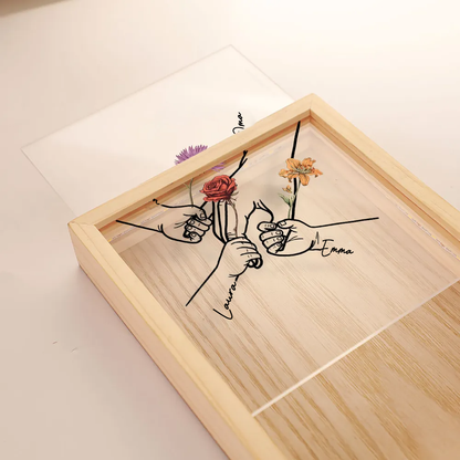 Händchen haltend – Personalisierter Leuchtrahmen mit Geburtsblumen und Namen Geschenk für Mama und Oma