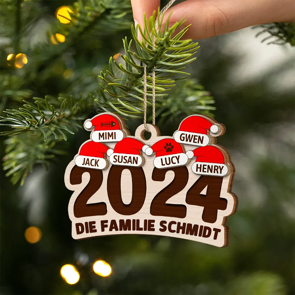 Personalisierter Weihnachtsanhänger 2024 – Familiennamen und Haustiere