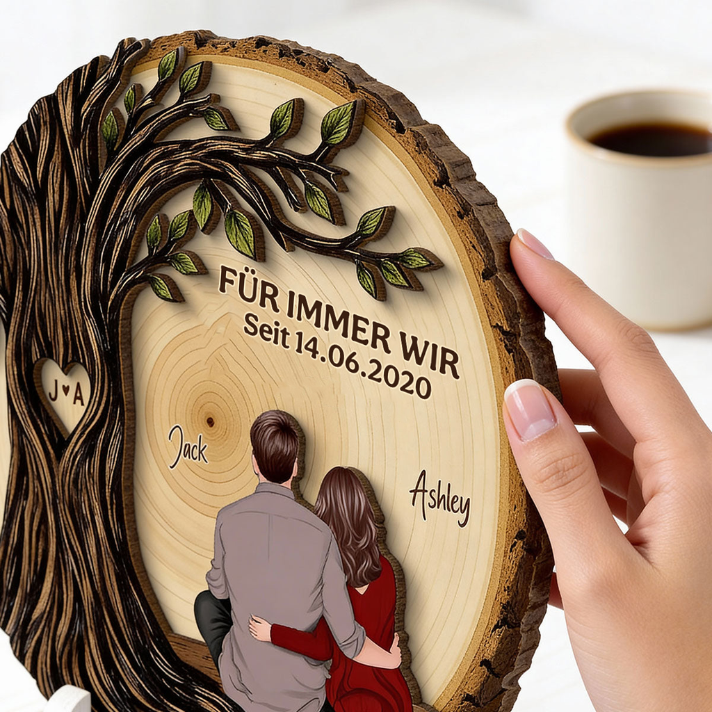 Personalisierter Holzaufsteller zum Jahrestag – Paar unter dem Baum