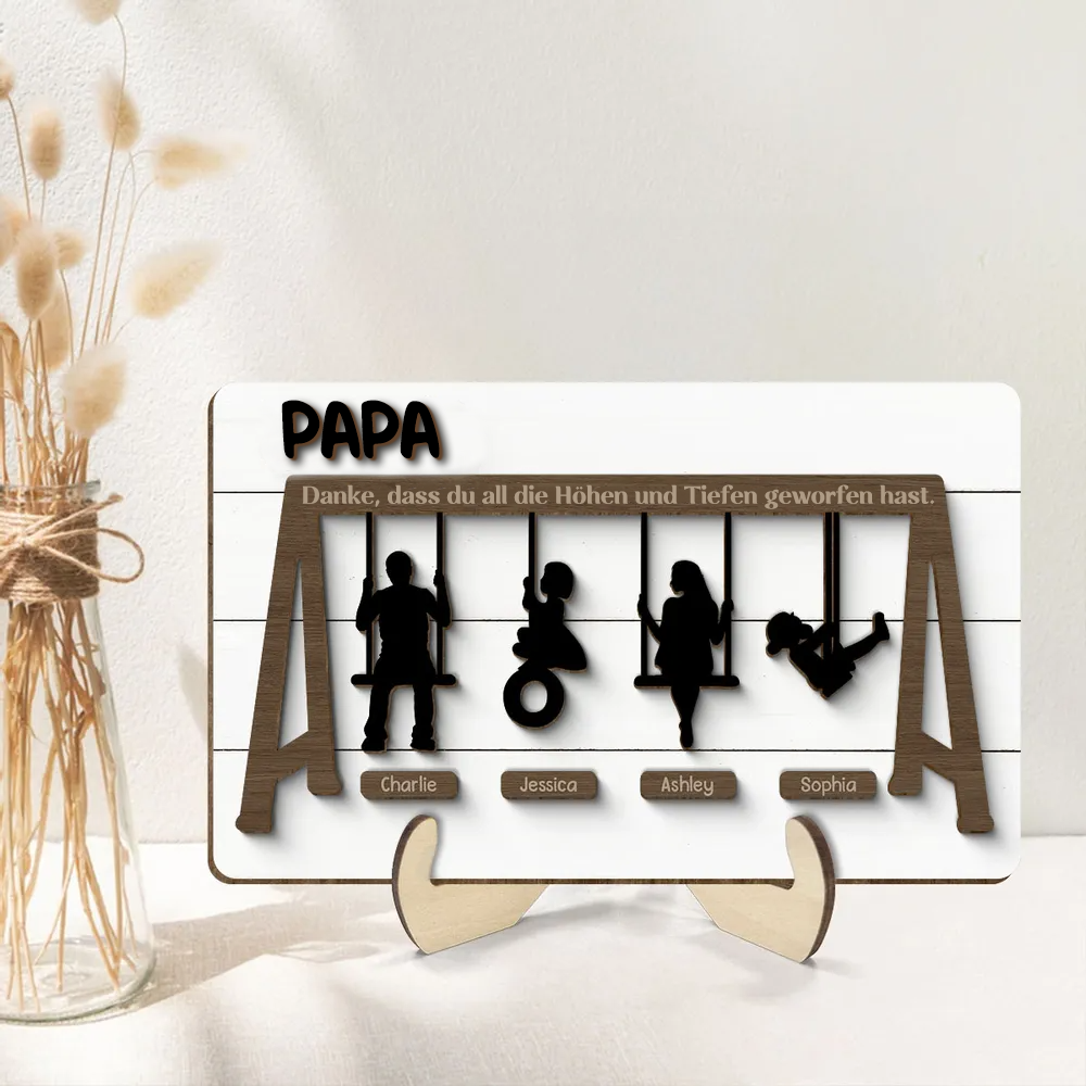 Die Familie auf der Schaukel-Personalisierte Holzplakette für Vater und Mutter