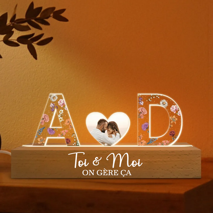 2 Buchstaben Personalisiertes LED-Nachtlicht mit Foto und Spruch