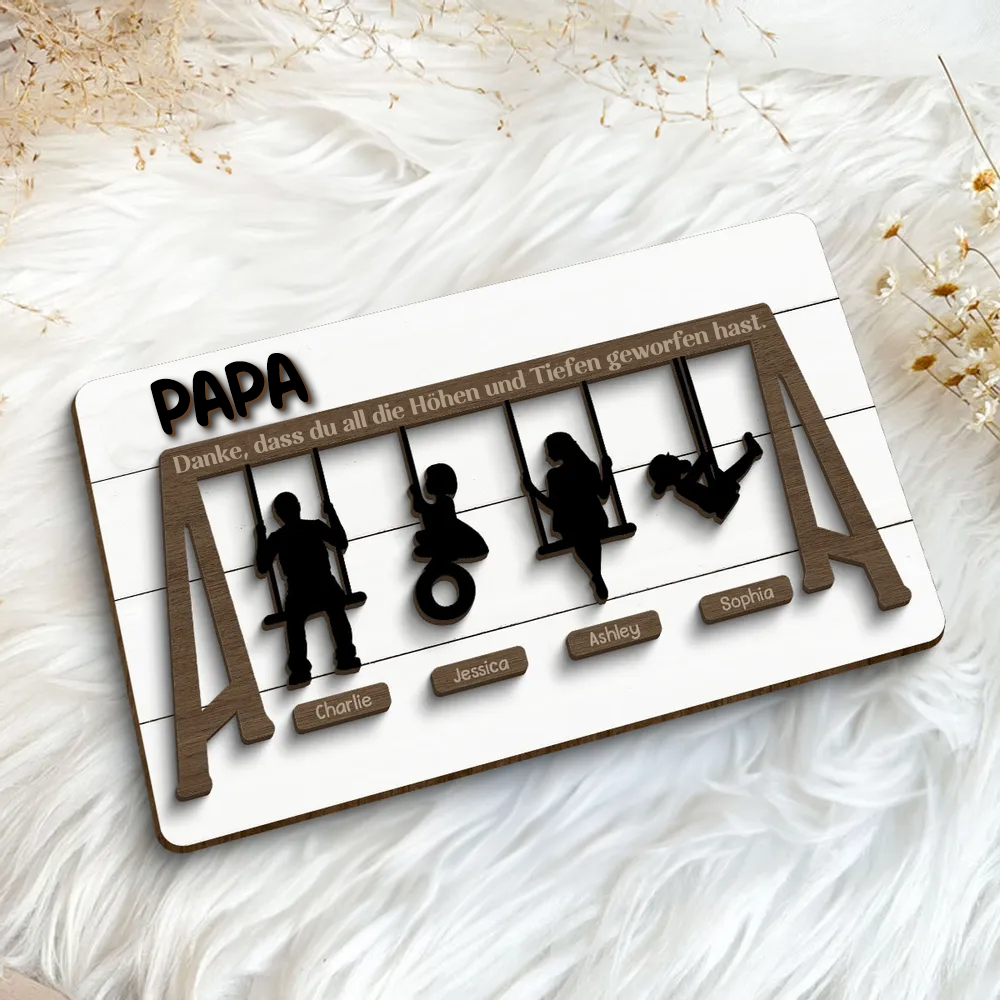 Die Familie auf der Schaukel-Personalisierte Holzplakette für Vater und Mutter