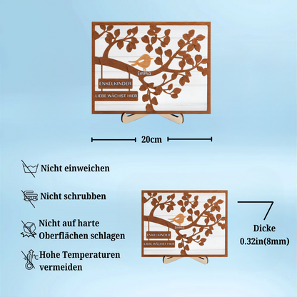 Personalisierte Holztafel mit Baum und Vögeln für Familie und Oma